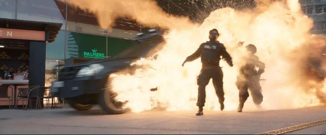 《惊天救援2》剧情薄弱？网飞70分打造下，有锤哥仍是动作片标杆