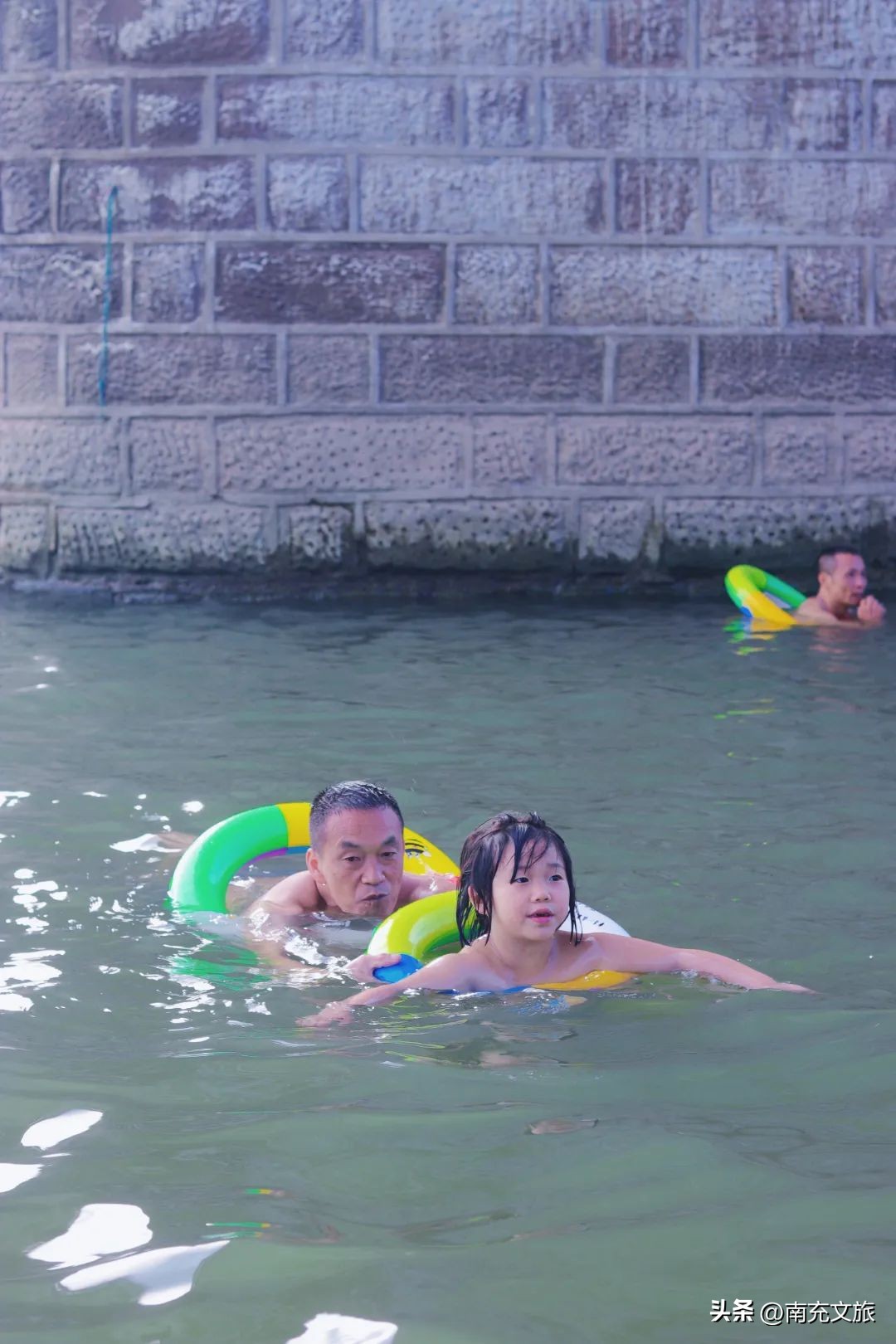 南充夏季哪里可以玩水,南充嘉陵江边哪里可以玩水