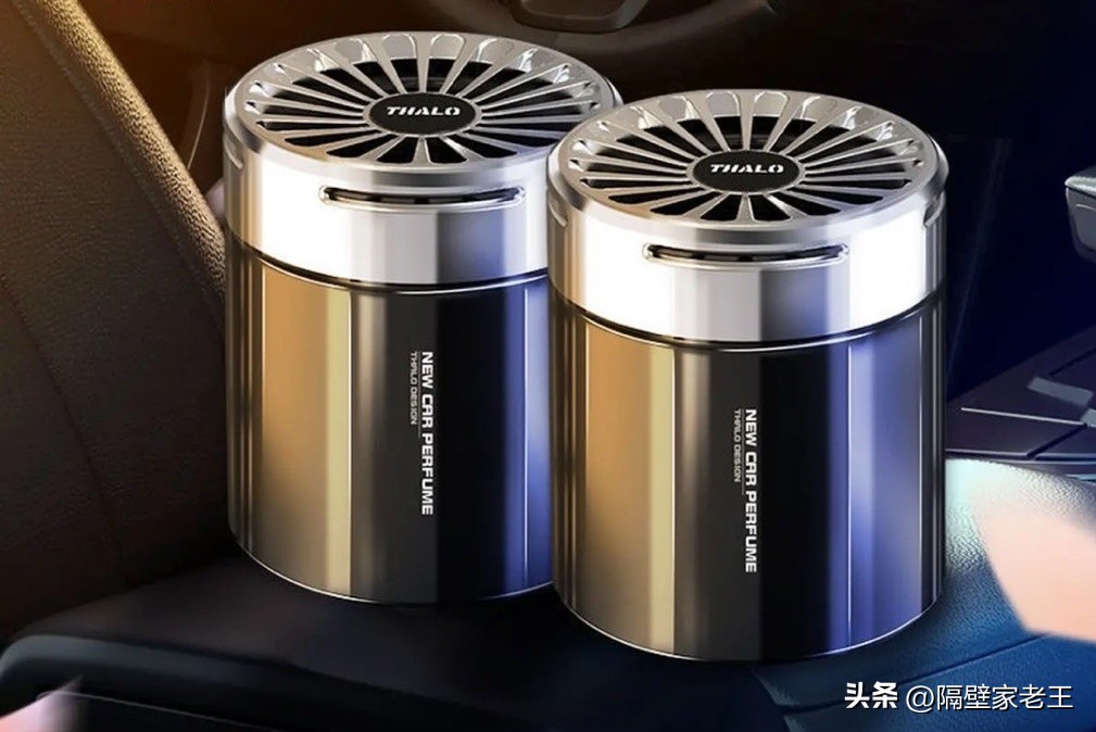 车内有烟的焦油味儿怎么办,车内有潮味咋处理