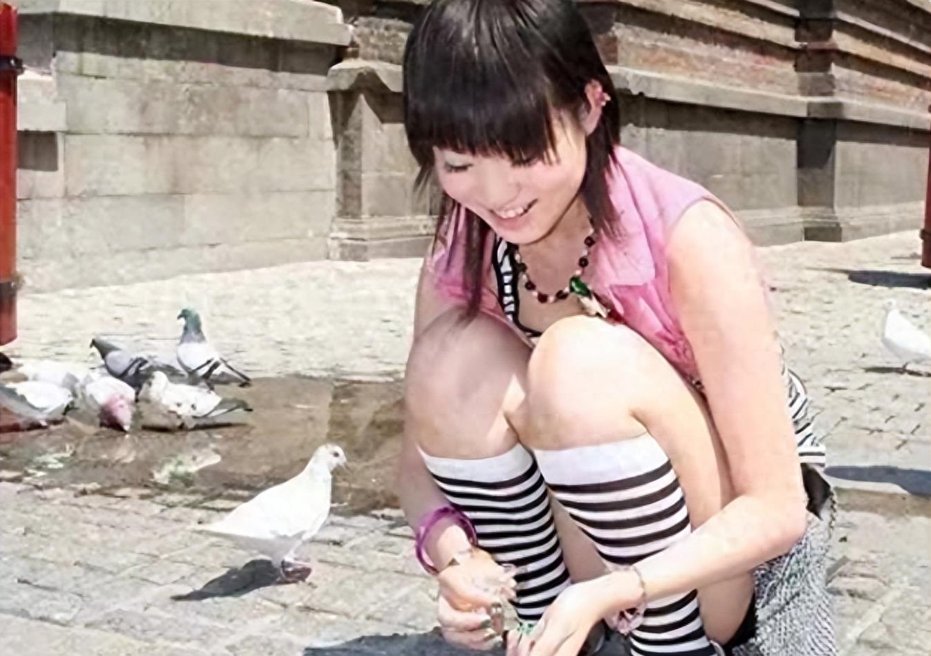 “最红裸模”*筱雨张**：22岁时拍写真火爆全网，如今将近40岁仍单身