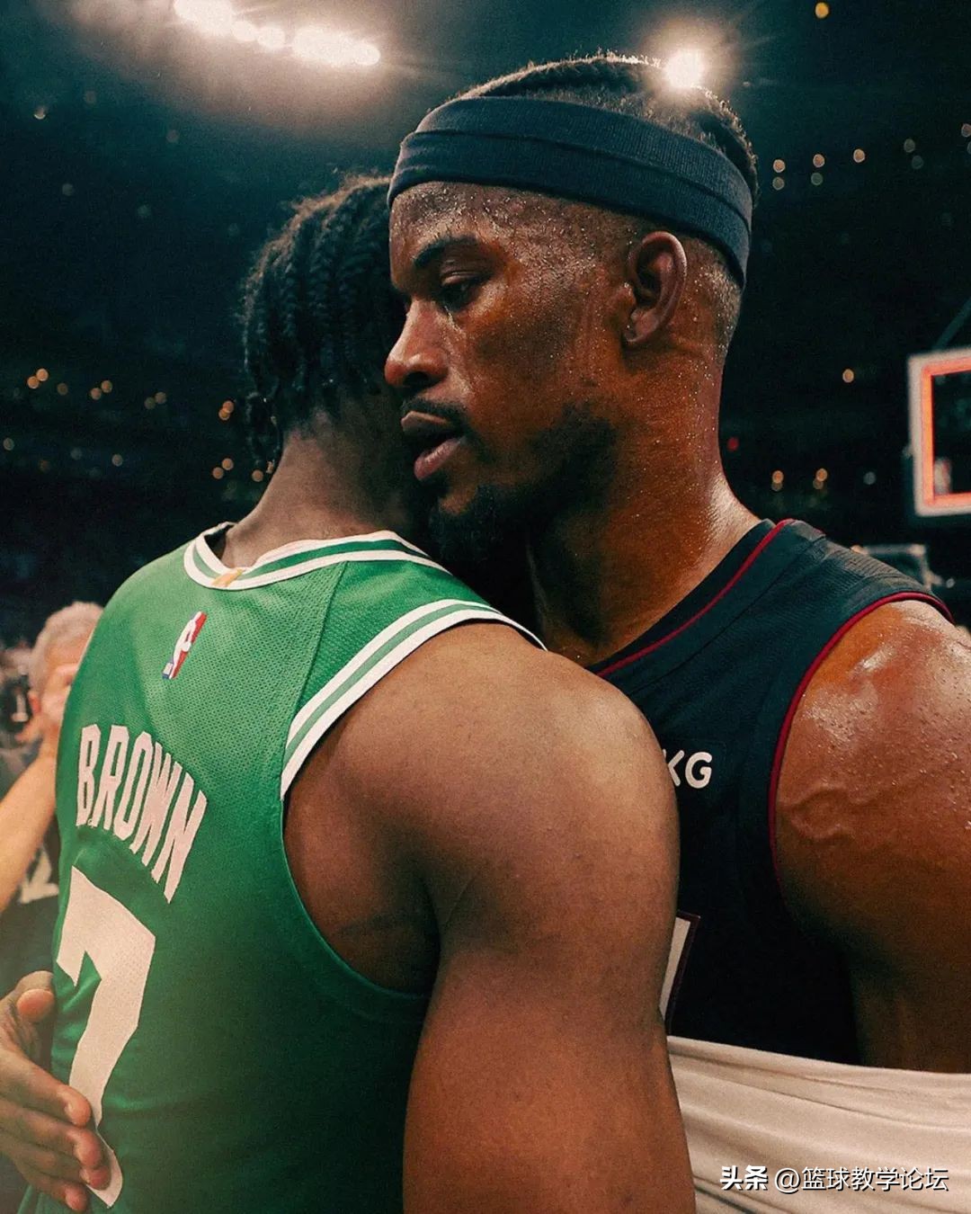 5年2.9亿美元！超过约基奇！NBA历史第一高薪