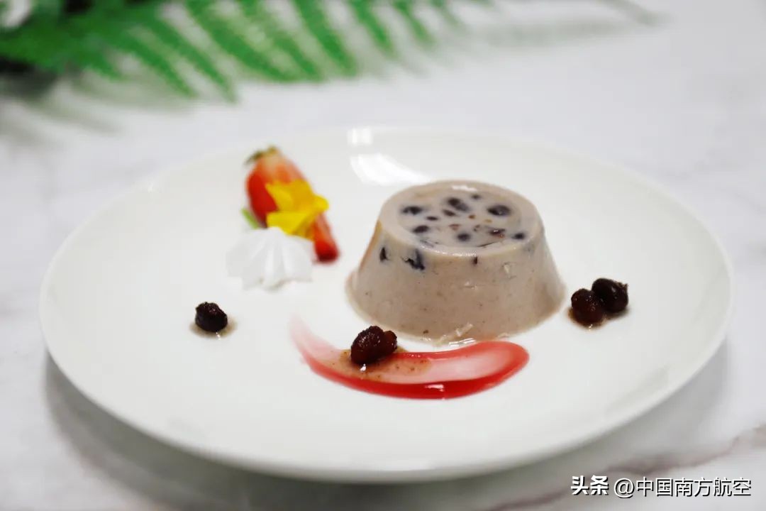 南航国际航班付费经济舱,南航飞机选餐流程