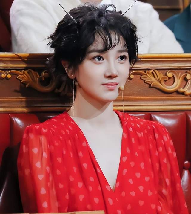 陈小纭整容前演过什么电视剧,演员陈小纭现状