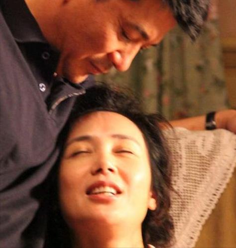 蒋雯丽事件是真实的吗,年轻貌美又风情万种的蒋雯丽