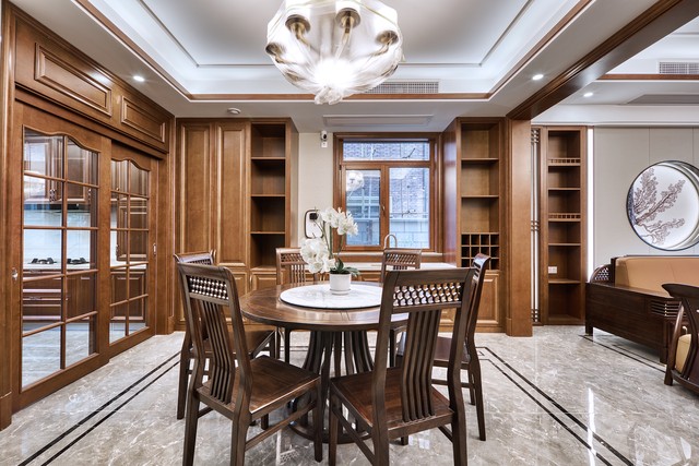 大亚衣柜定制多少钱一平,大亚实木颗粒板定制衣柜价格