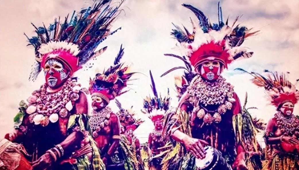 探寻祖先之路：美国印第安女酋长揭示中国血脉，揭露白人压迫真相