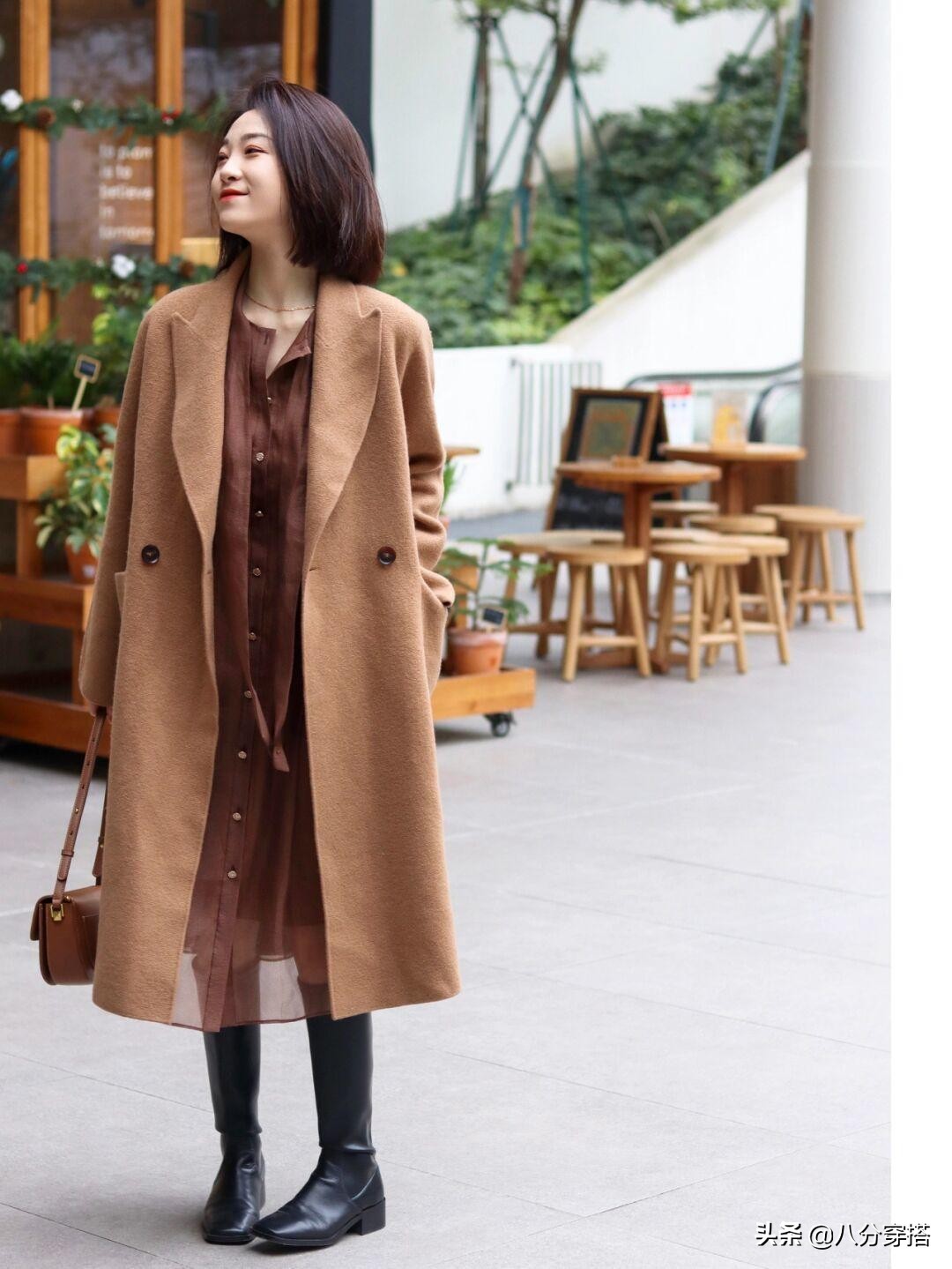今年冬季流行穿这几款“大衣”，优雅保暖有气场，普通人也能驾驭