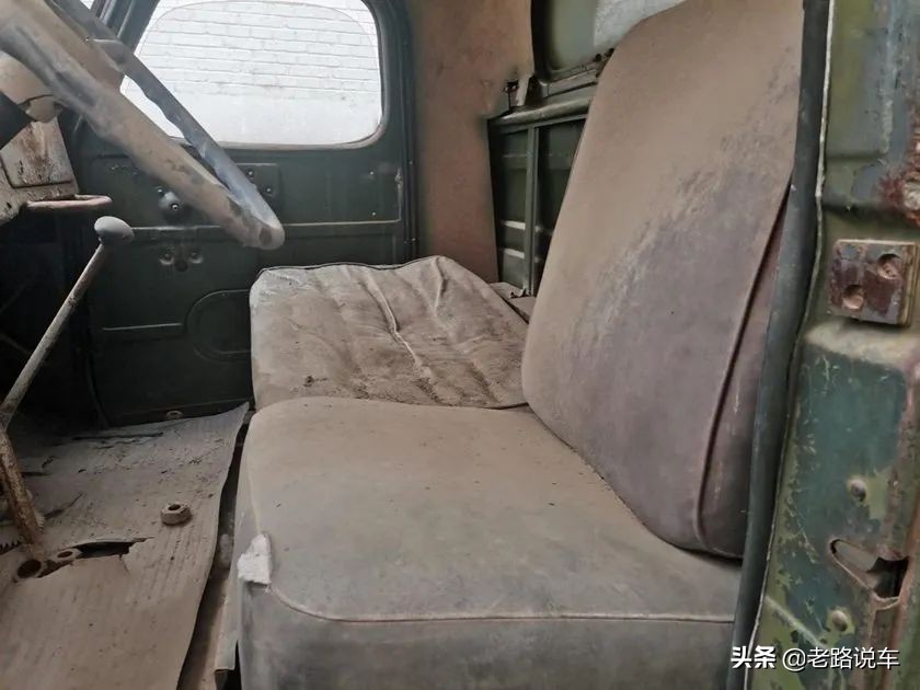 路边的经典——曾印在人民币上的吉斯150