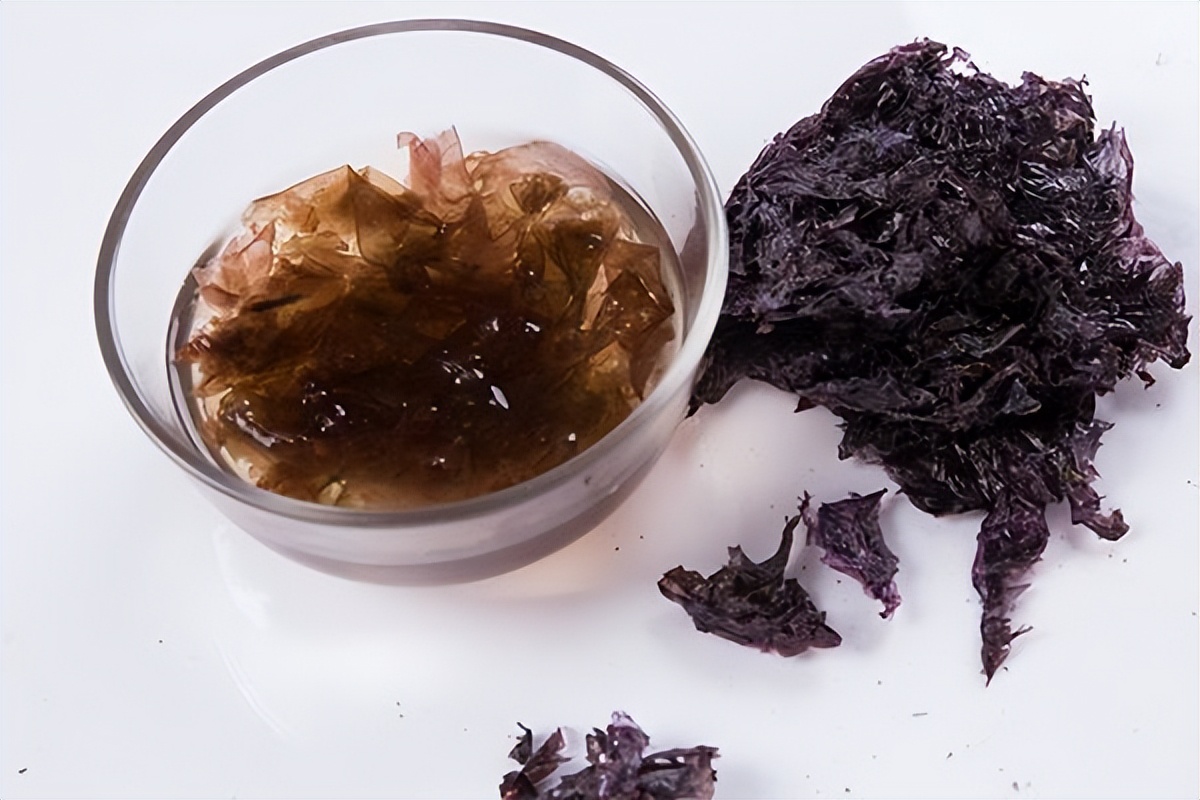 女性绝经后吃什么食物补气血,女性绝经后吃啥食物可保护卵巢