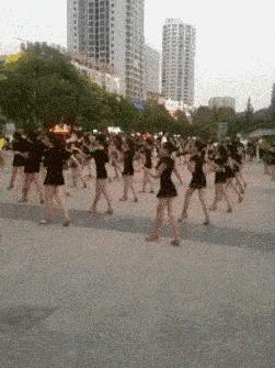 和女网友奔现靠谱吗,被女网友骗了钱怎么办