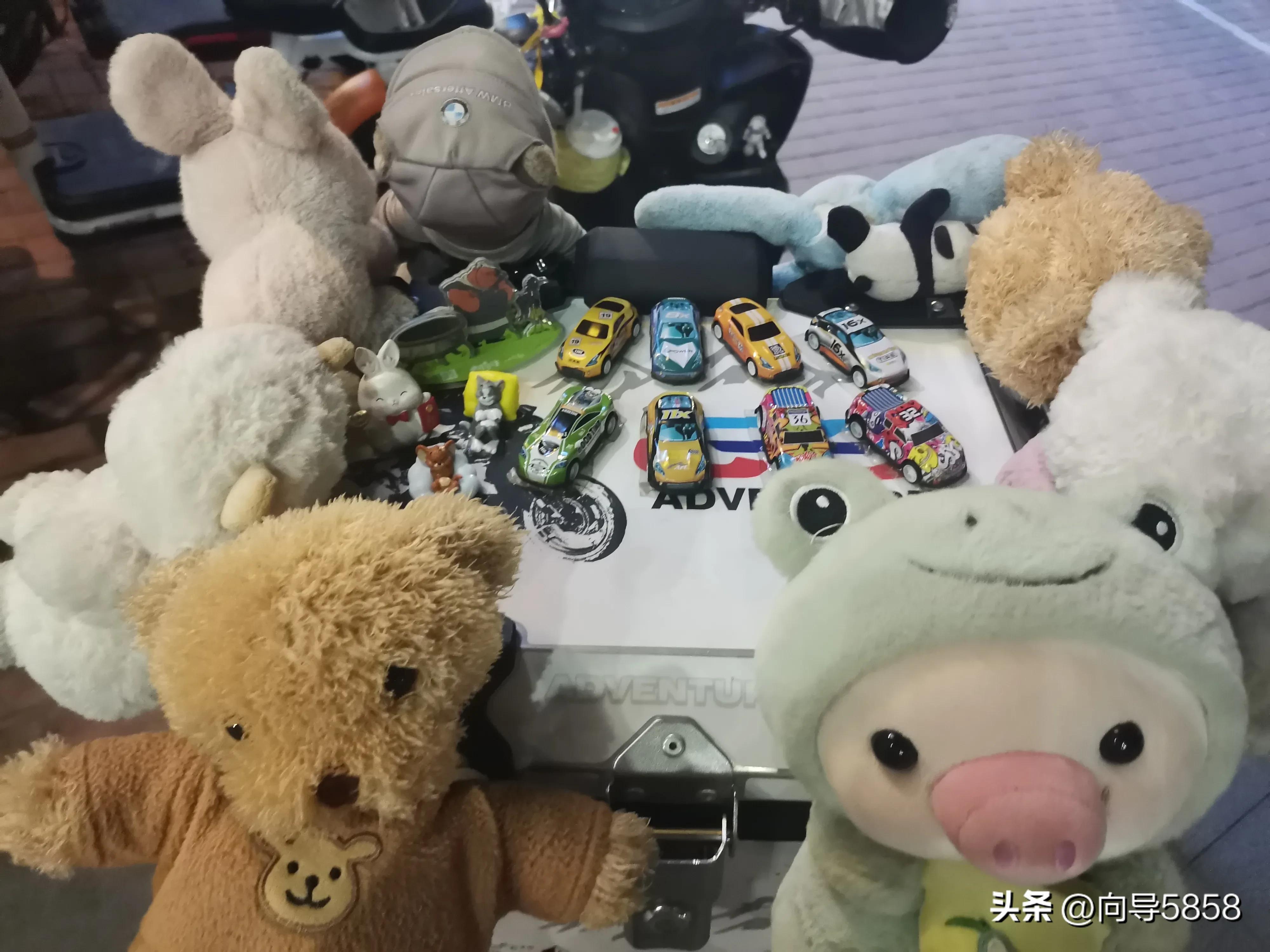 昨晚巧遇一位头脑活络的小哥，在内卷的大环境下，他这样赚钱！