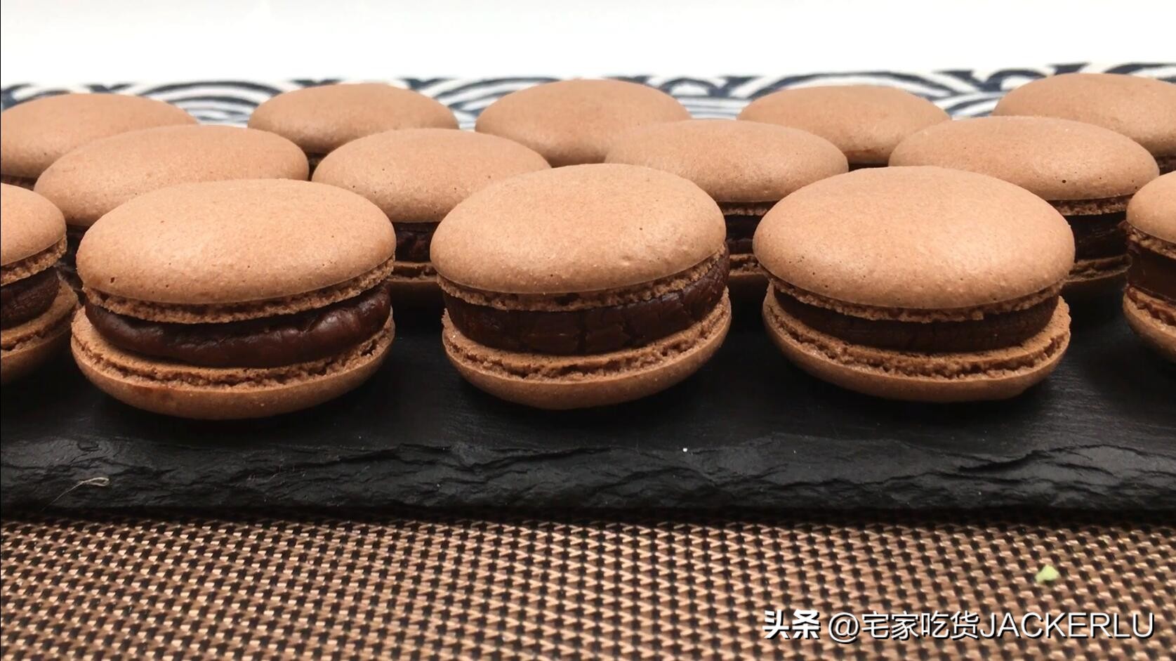 法式马卡龙的夹心做法,蔓越莓可可马卡龙吃法