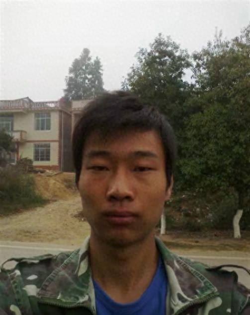 富士康打过工，做生意亏10万，32岁开卡车，依然笑对生活