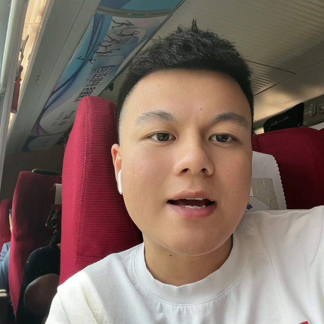 匠心品质水果+顶流营销促使百分茶在茶饮赛道越发稳...