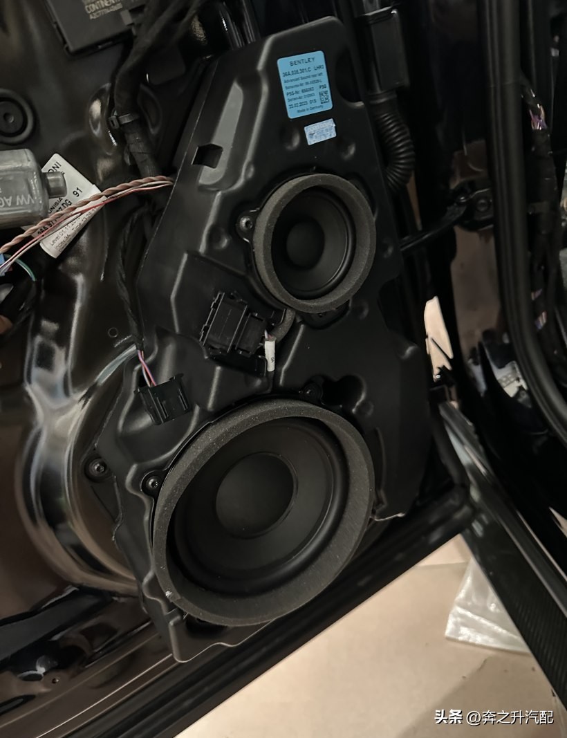 宾利添越抬头显示怎么开启,宾利添越acc改装