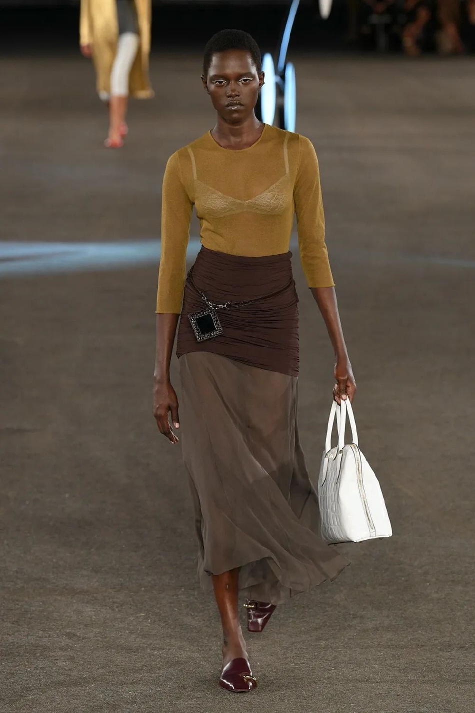 toryburch2023秋冬时装秀,toryburch包包