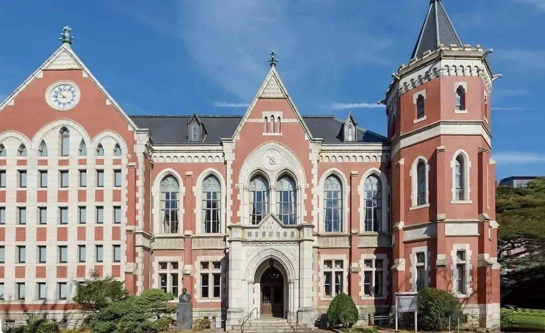 印在日本纸币上的人,印在日本纸币上的男人