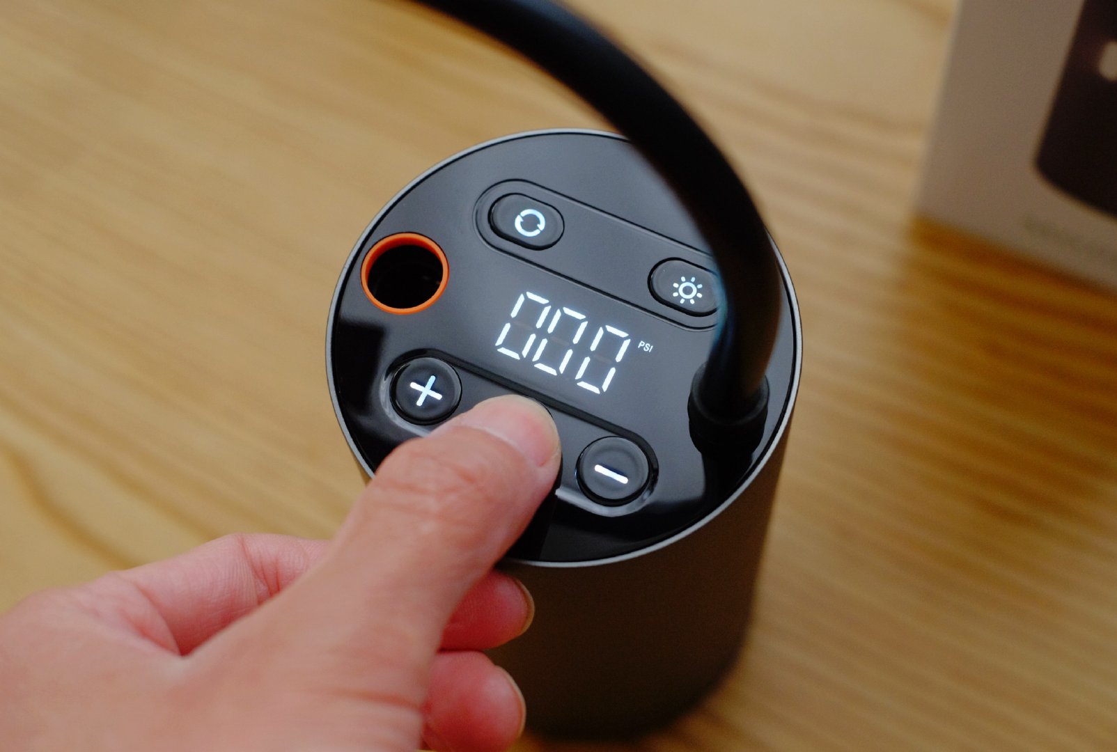 魔洁兔充气宝对比小米充气宝,充气宝使用方法