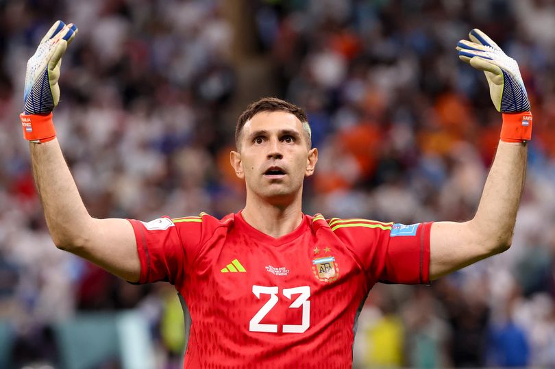 三头六臂实力超强,三头六臂门将扑救