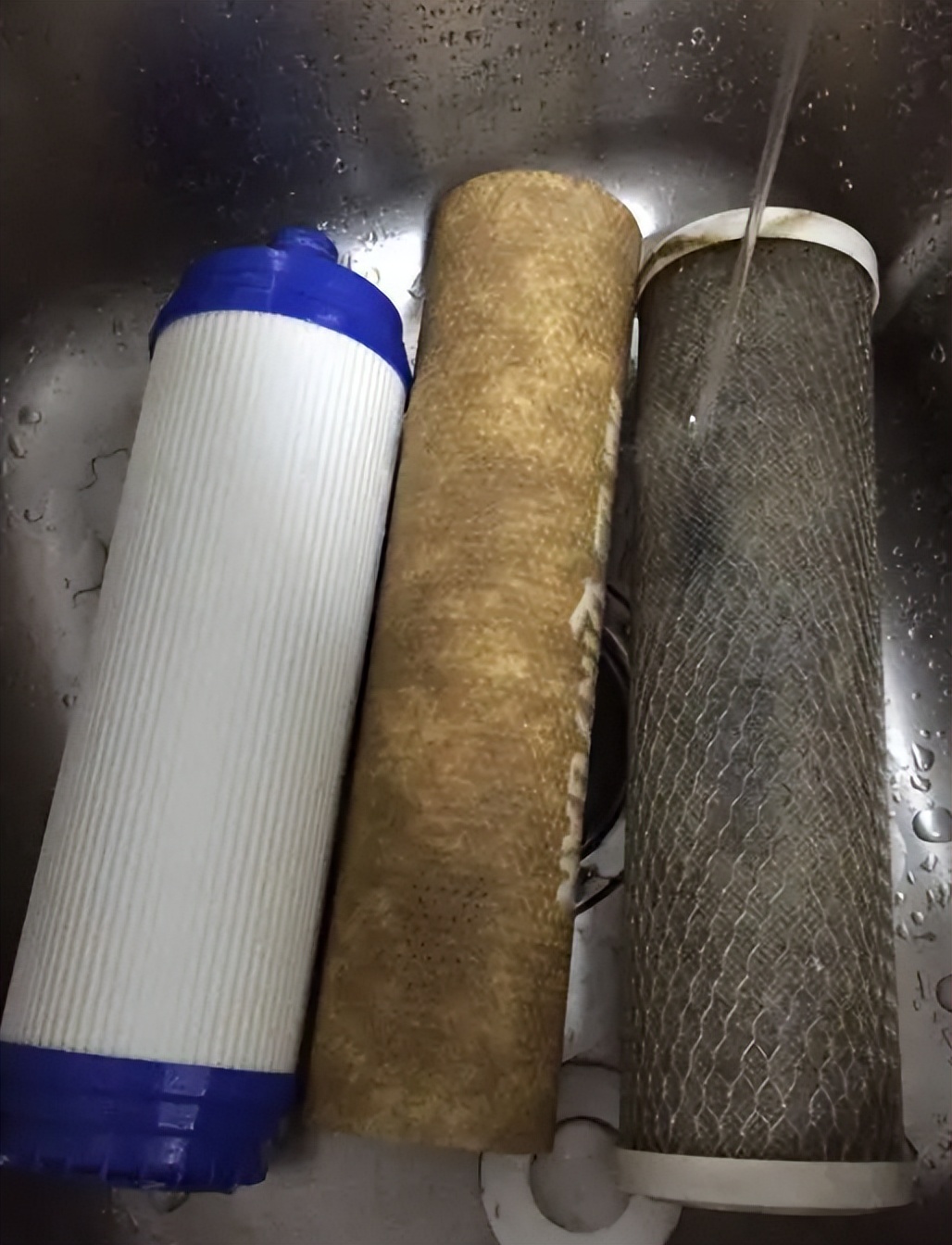 享优乐净水器滤芯清洗完整视频,不用过滤的净水器怎么修