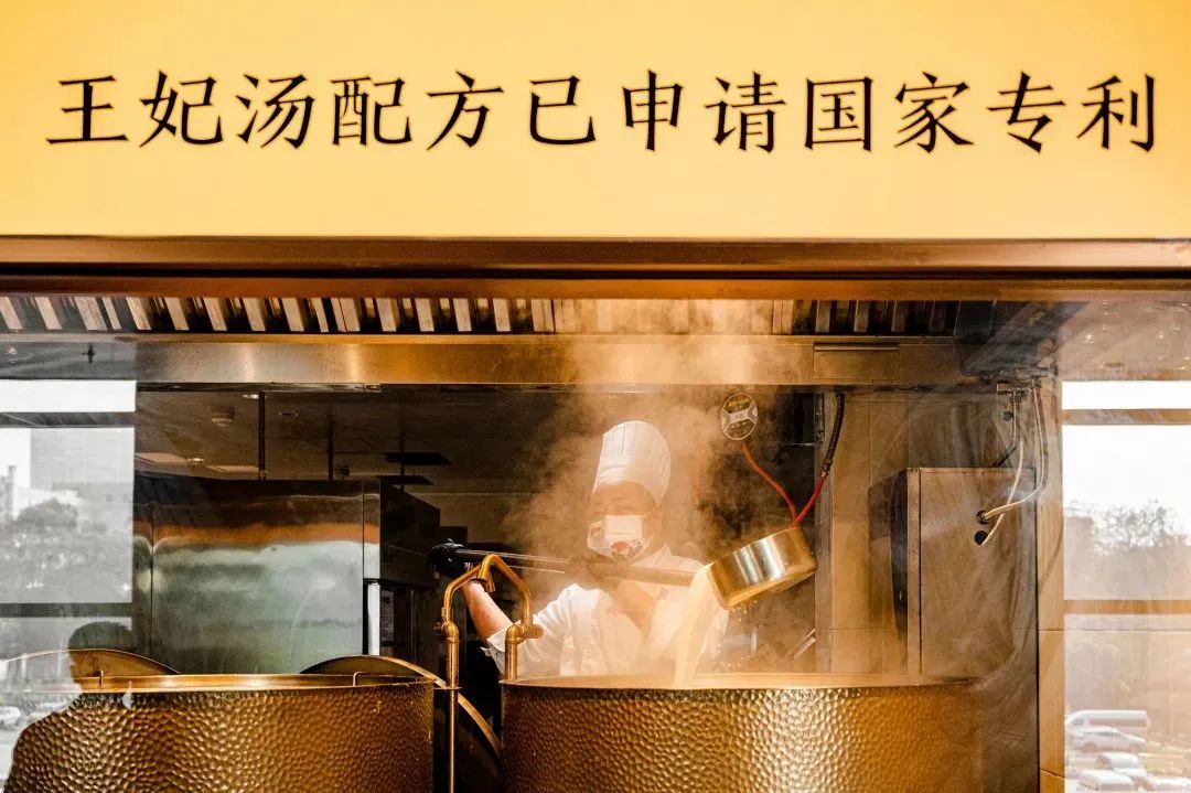 北京烤鸭香酥地道,北京地道烤鸭盒装好吃吗