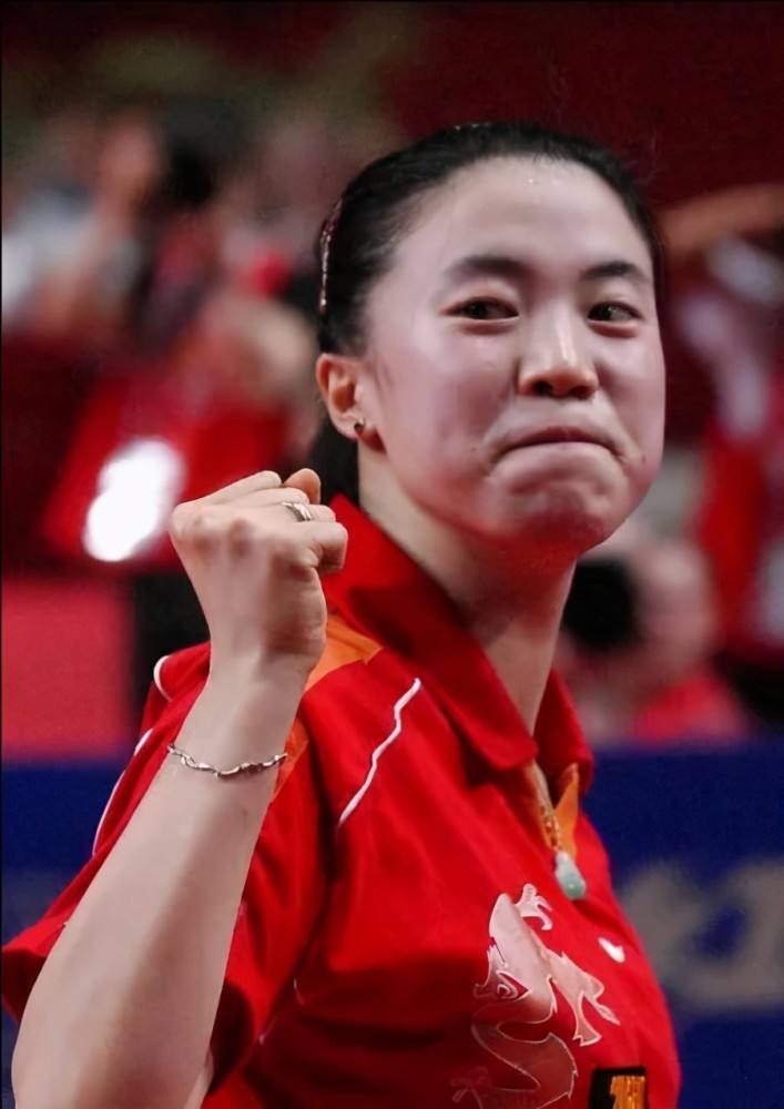 王楠患癌后丈夫的做法令网友泪目,王楠患癌12年