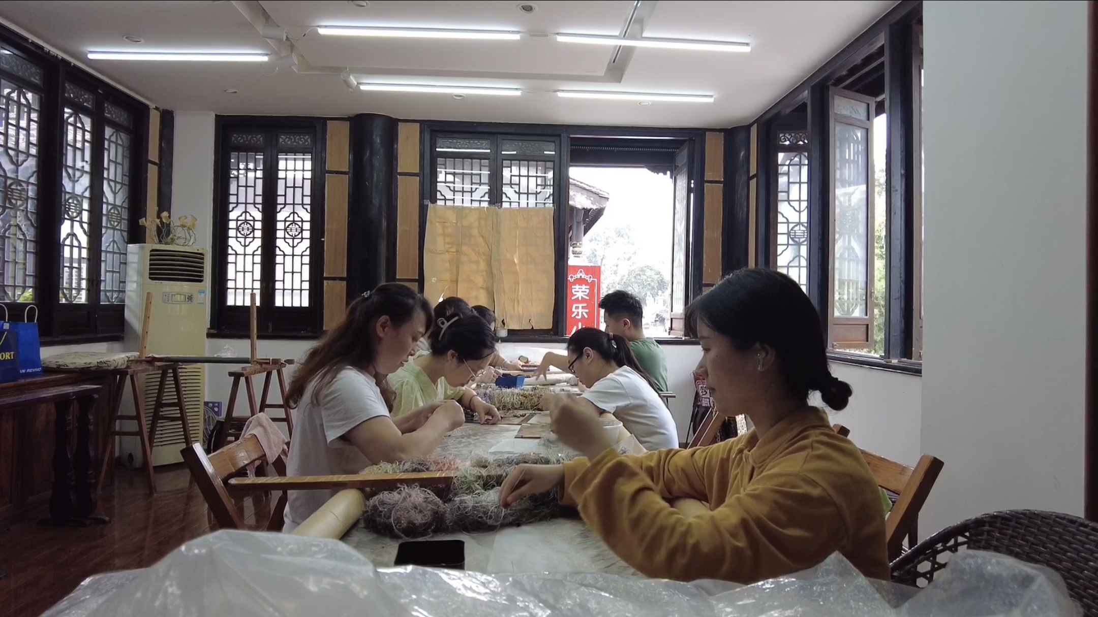 蜀绣大师孟德芝,蜀绣孟德芝完整视频