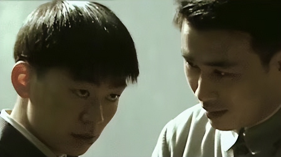 比潜伏悬崖更好看的谍战剧,浅谈悬崖和潜伏平起平坐的谍战剧