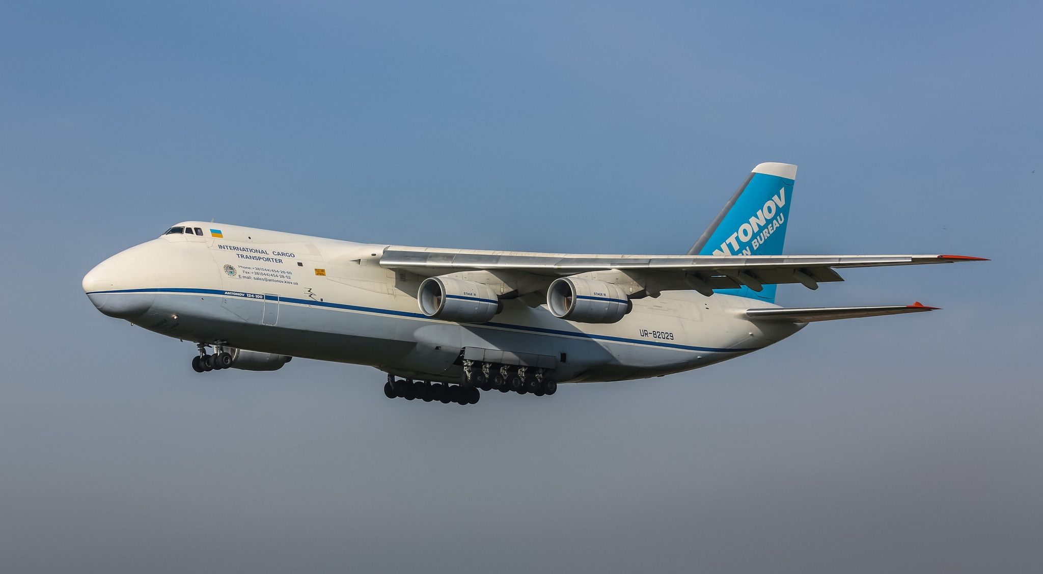 中国战略运输机运40可以运多少人,战略运输机1000吨