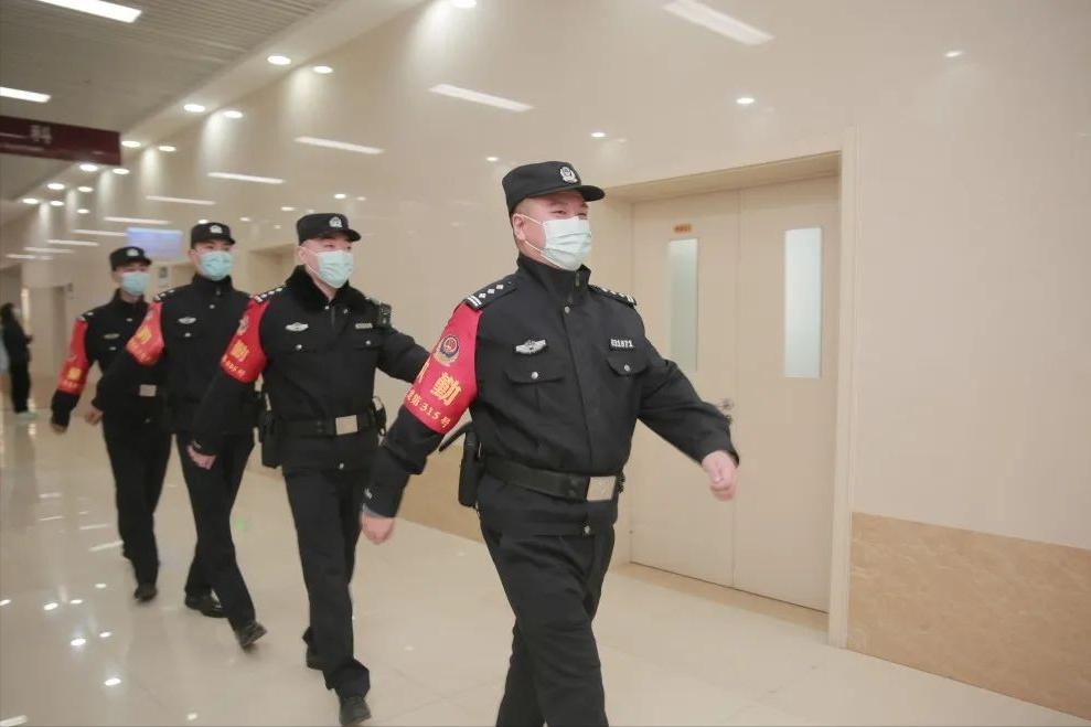 兼职做保安一个月能挣多少钱,医院保安是怎么赚钱的