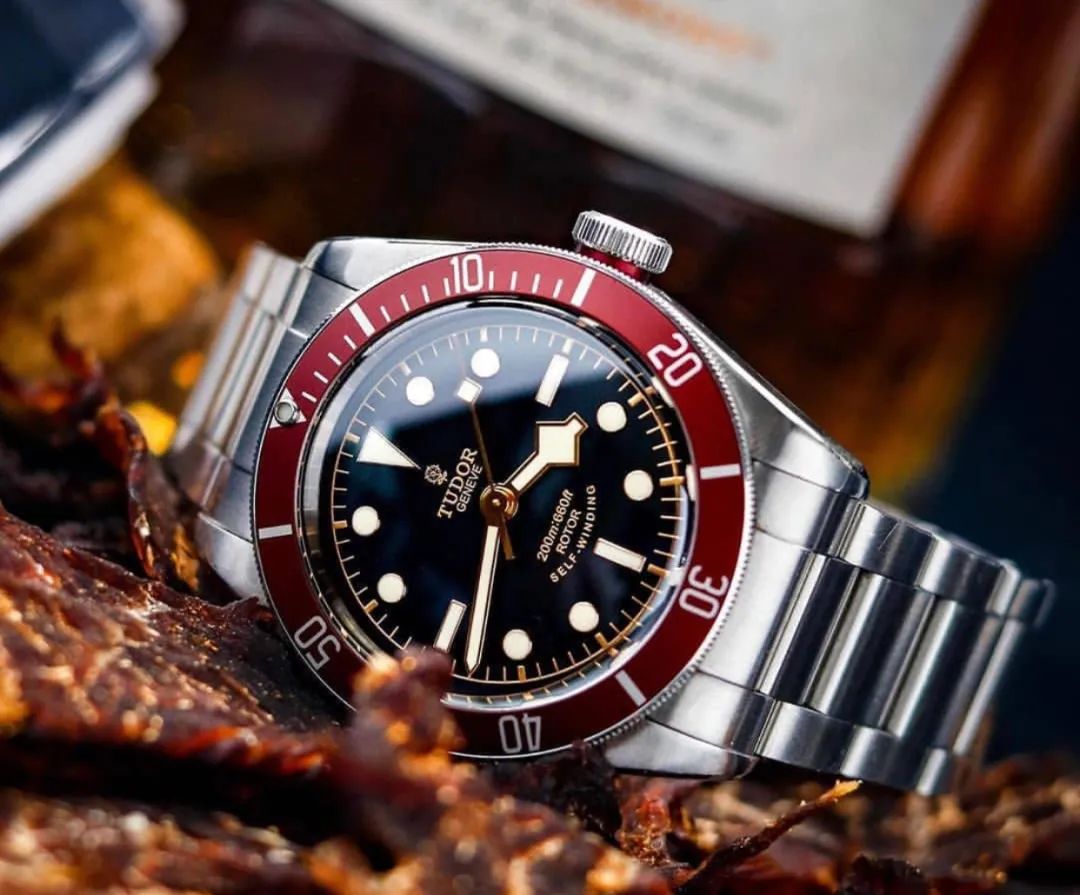 你知道的奢侈品大牌有哪些,二手手表大揭秘这些手表你敢买吗