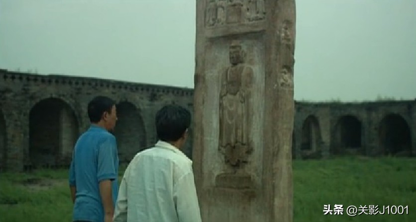 盗墓贼去楼兰古墓盗墓,中国史上第一部盗墓片