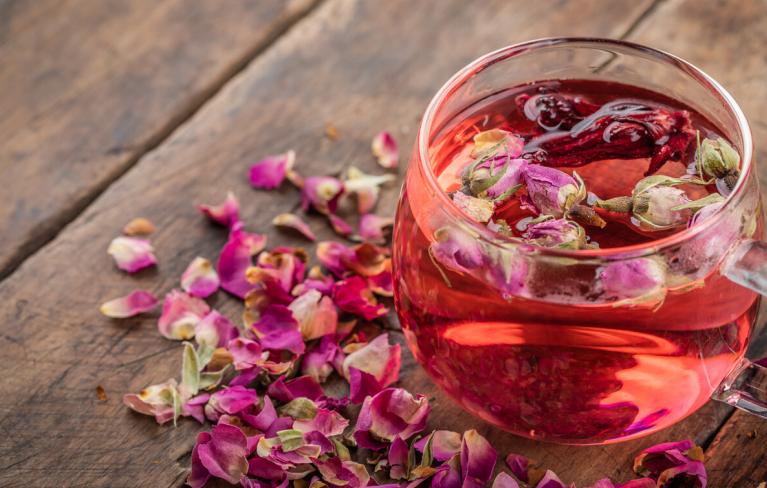 建议子女转告父母：睡前2小时，做到“5喝2不做”，轻松入眠