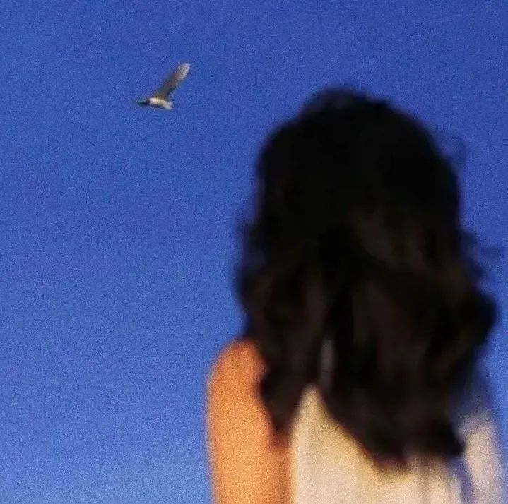 情侣头像来我身边给你温暖,情侣头像我细数时光只为与你相见