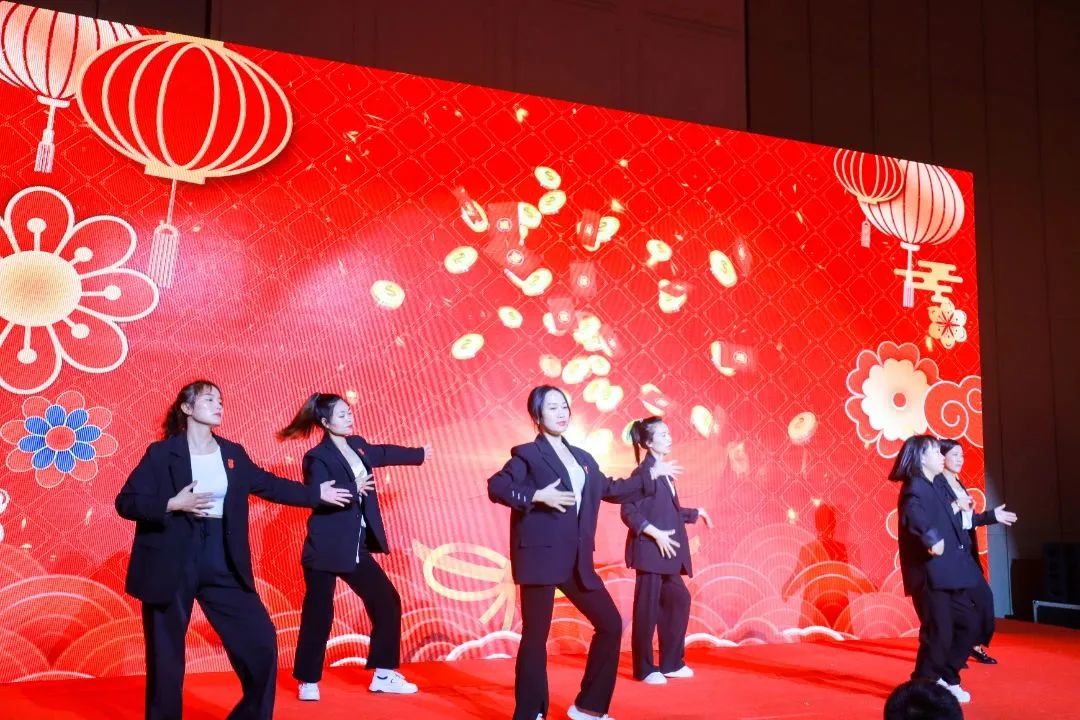 携手奋进爆发2023|妆芝美集团2023年度盛典圆满举行