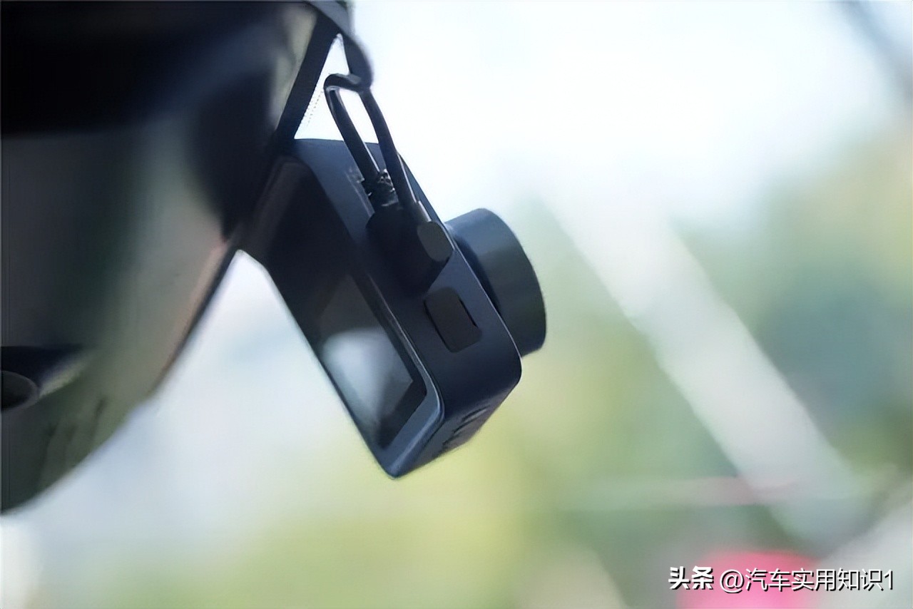 行车记录仪有必要买前后双录的吗,有必要前后双显行车记录仪吗