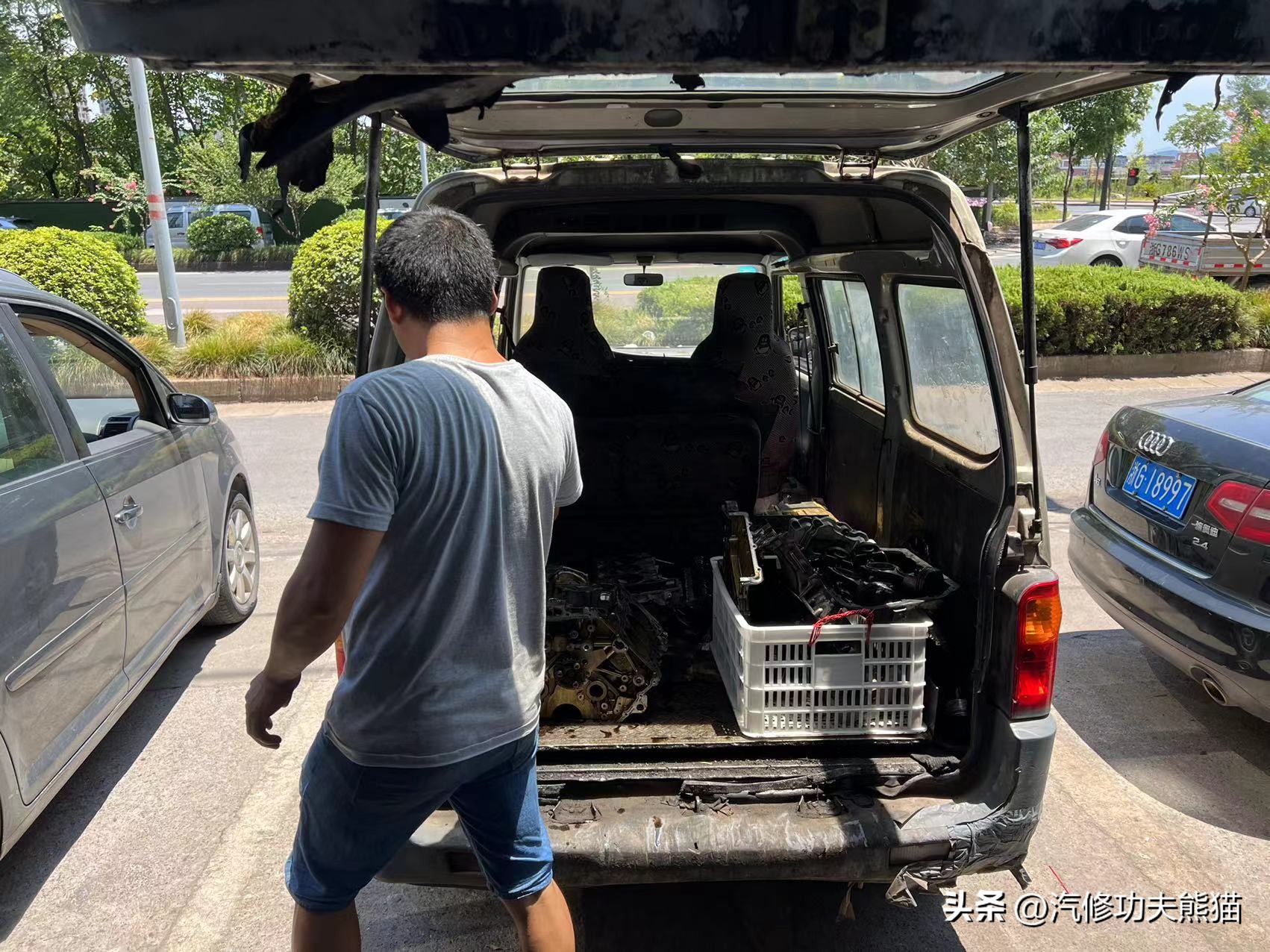 不坑穷人的好车视频,19款奥迪q73.0t烧机油大修全过程