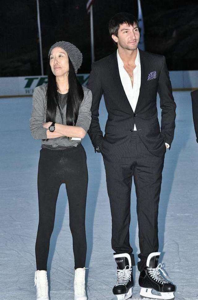 34岁奥运冠军和70岁富婆恋爱,34岁奥运冠军与富婆相恋