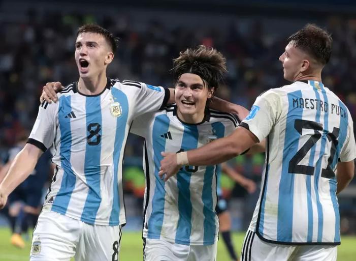 阿根廷7-0库拉索恩佐,阿根廷对阵荷兰恩佐的精彩表现