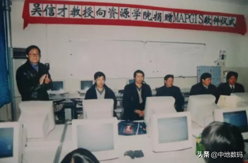 一件事记一辈子,一件事记了一辈子