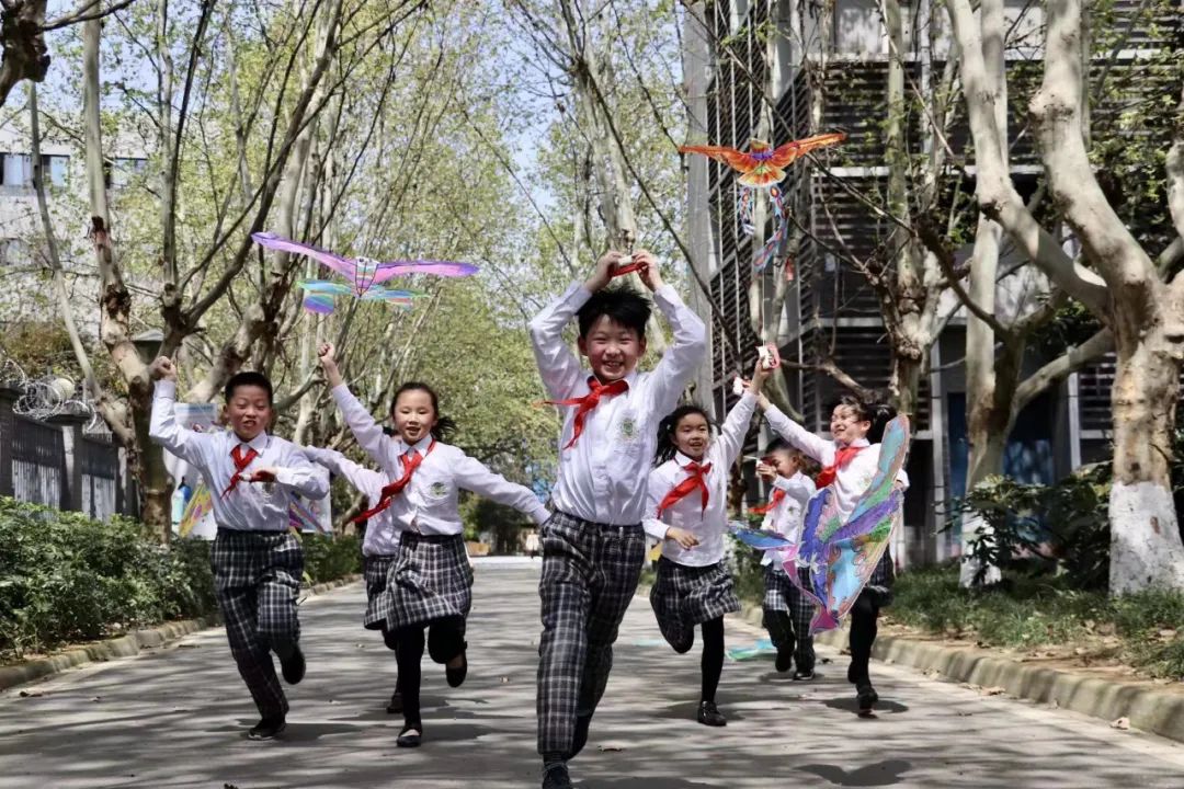 成都盐外私转公还值得读吗,双流盐外转公了吗