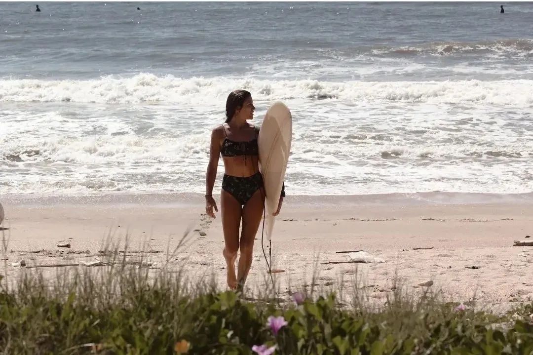 保守又好看的低价泳衣,小众ins泳衣中长款运动