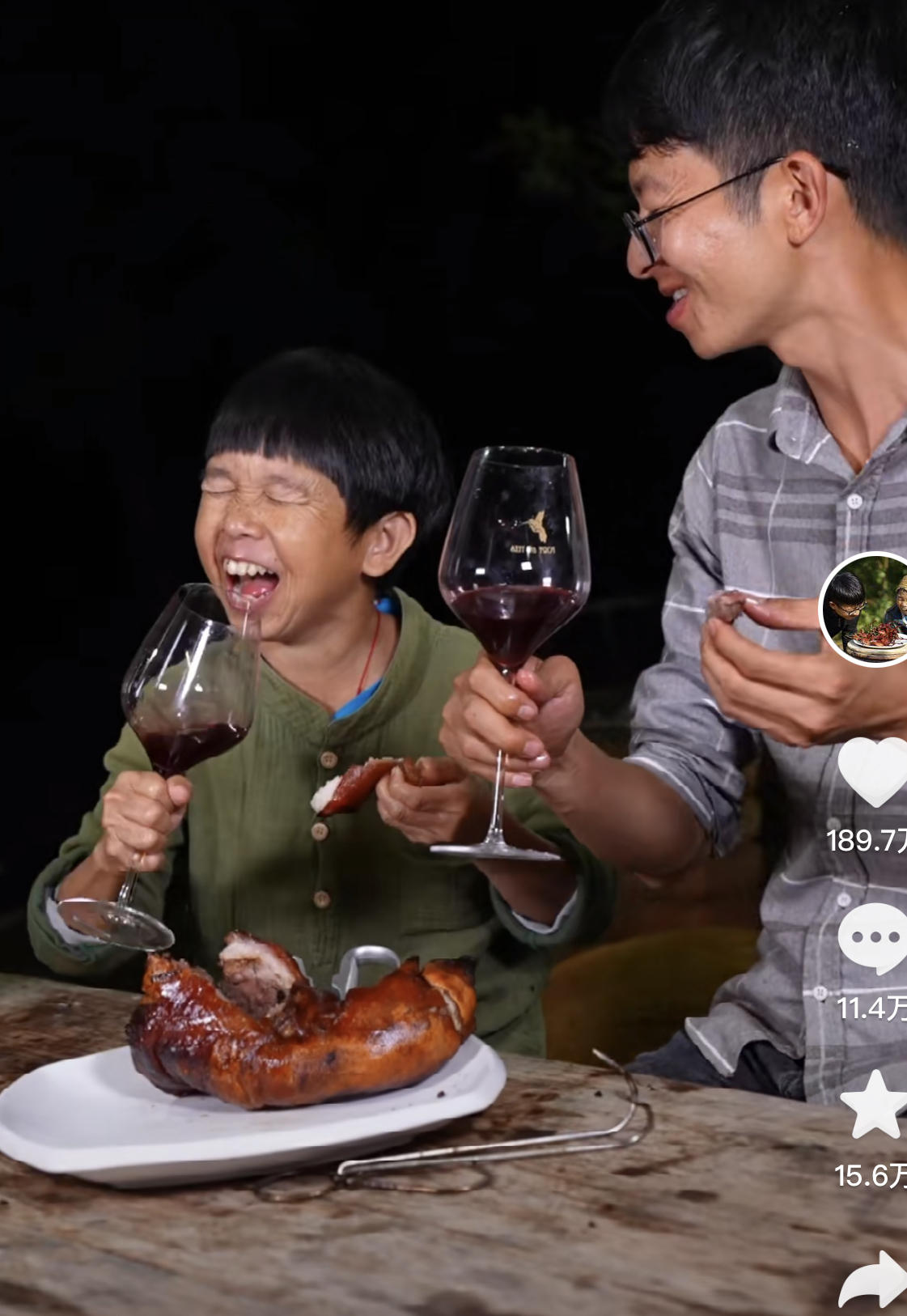 广西小矮人全部视频,广西南宁男网红小矮人