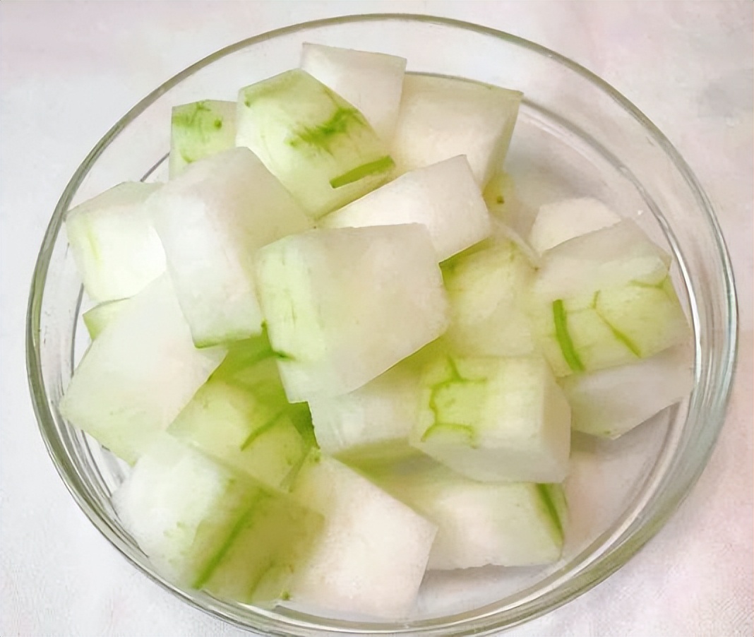 身高150的女性体重标准表,女生身高150体重120参照图