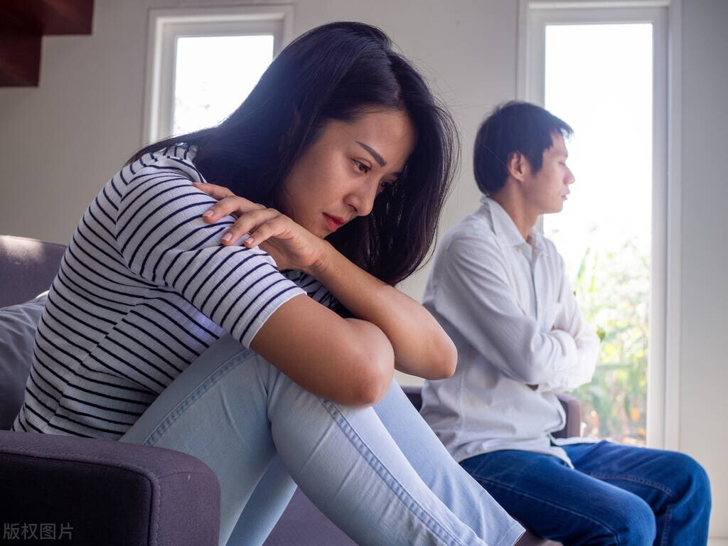 2006年20岁小伙与18岁美女发生一夜情花7元钱*欢偷**三次后大祸临头