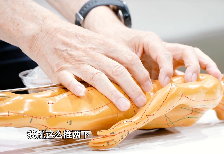 腰肌劳损如何治疗和恢复,腰肌劳损是怎么造成的如何根治