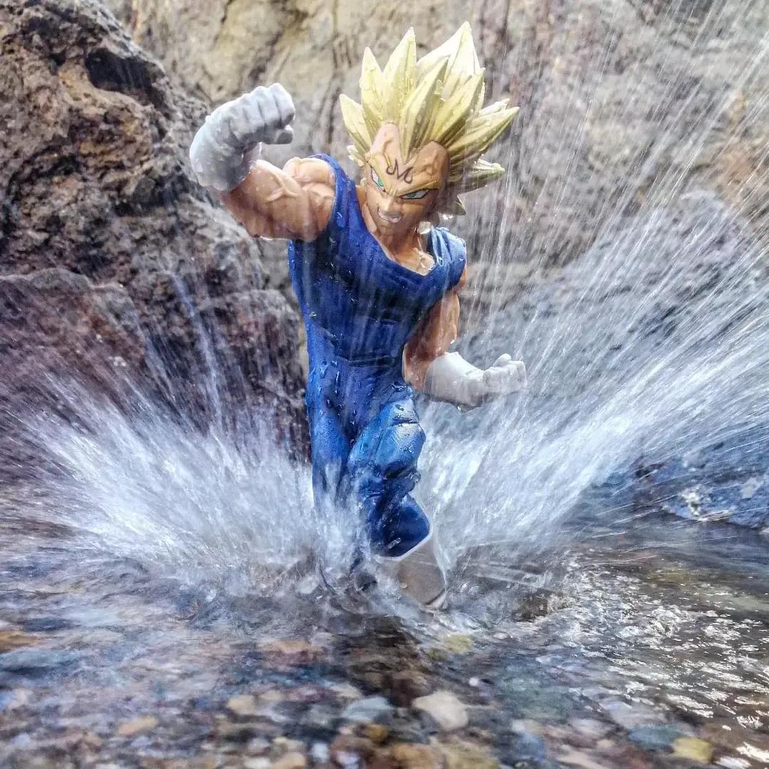 龙珠手办3d投影,手办龙珠拍大片