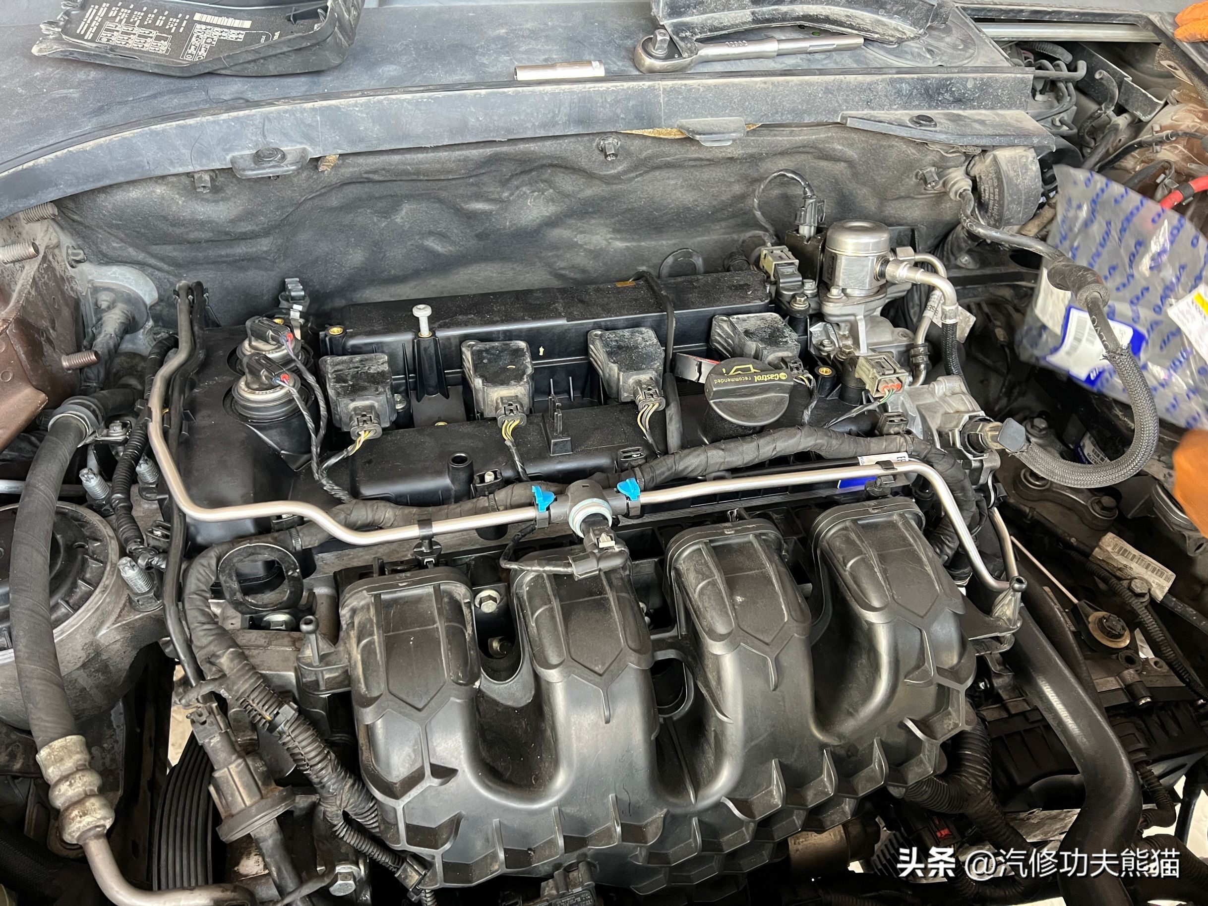 沃尔沃xc60十年老车,最新款沃尔沃xc60烧机油是通病吗