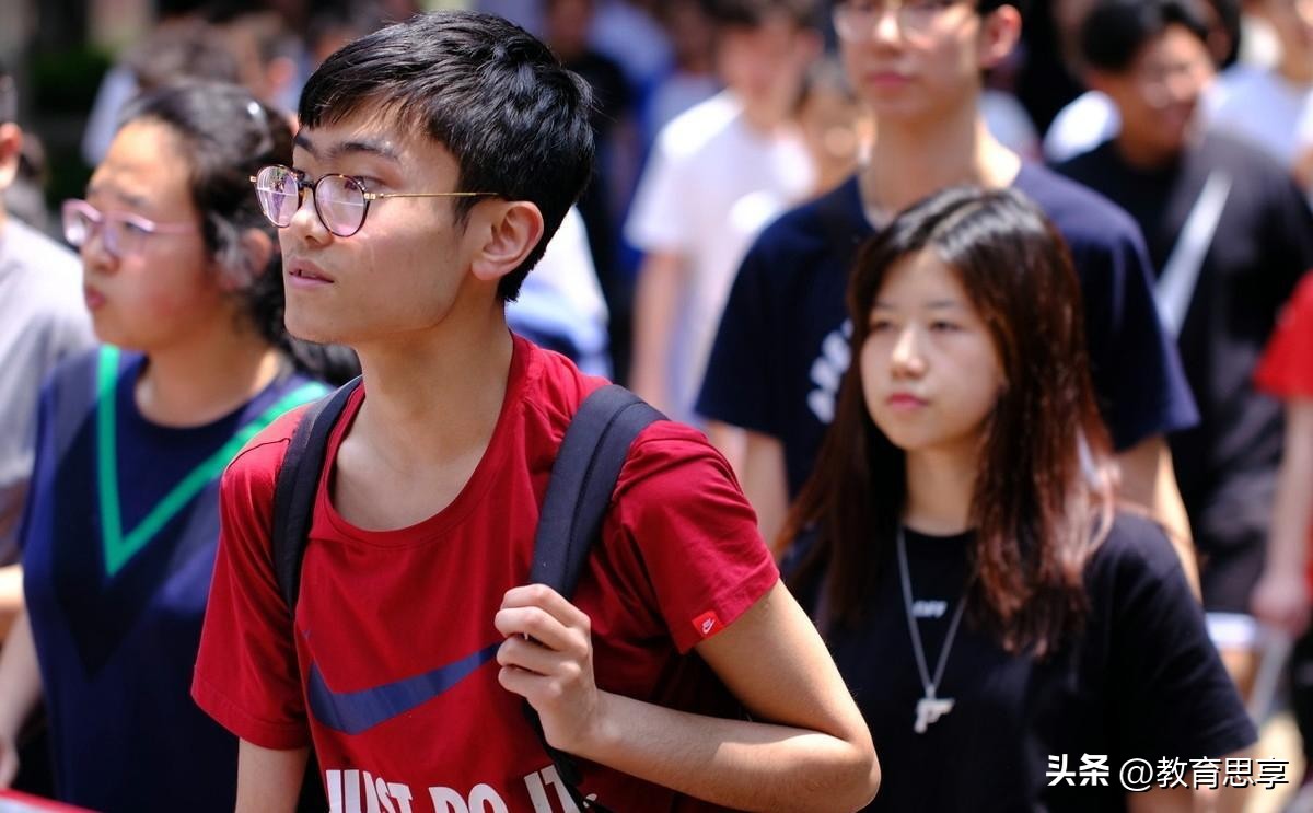 身份证过期可以参加高考吗,身份证高考后几天过期有影响吗