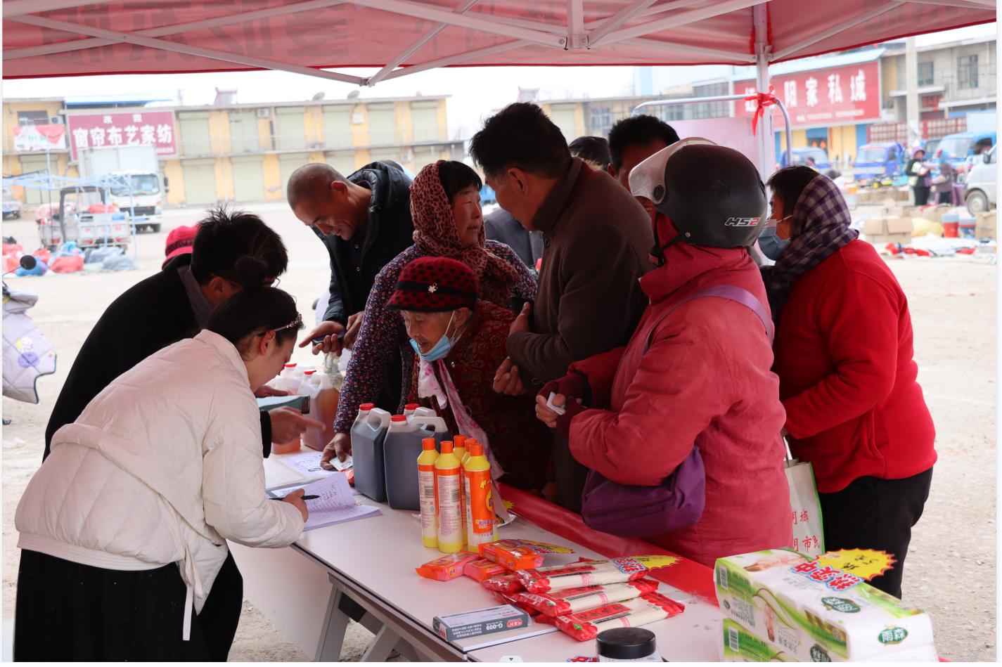 镇召开电商助力乡村振兴培训会,村级扶持电商助力乡村振兴